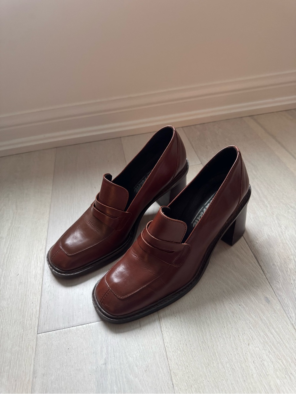 L'INTERVALLE Brewer Tan Leather Block Heel Loafers